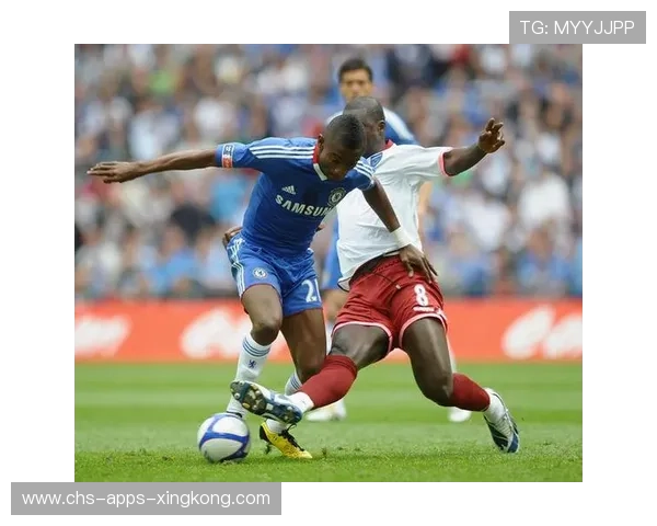 费耶诺德中场组织更为细腻